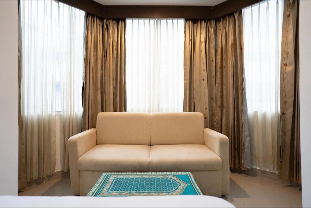 Iraqi Hotel Makkasan エクステリア 写真