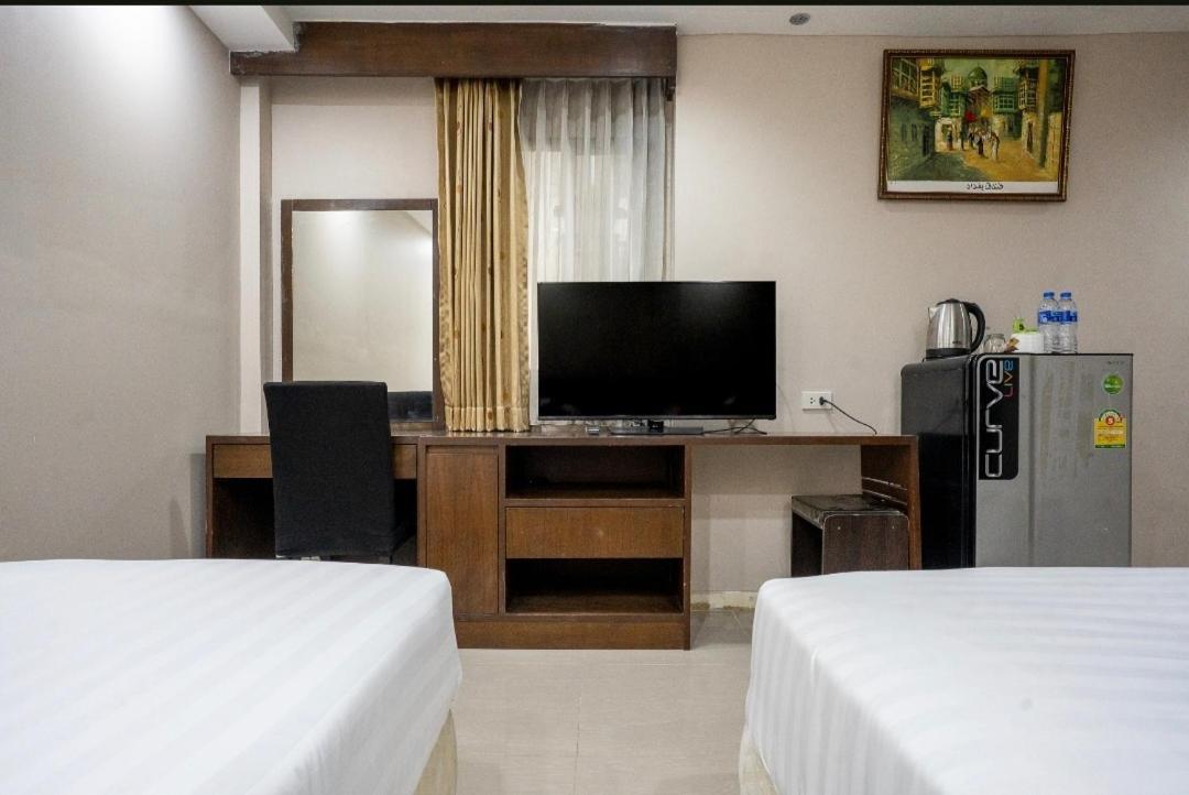 Iraqi Hotel Makkasan エクステリア 写真