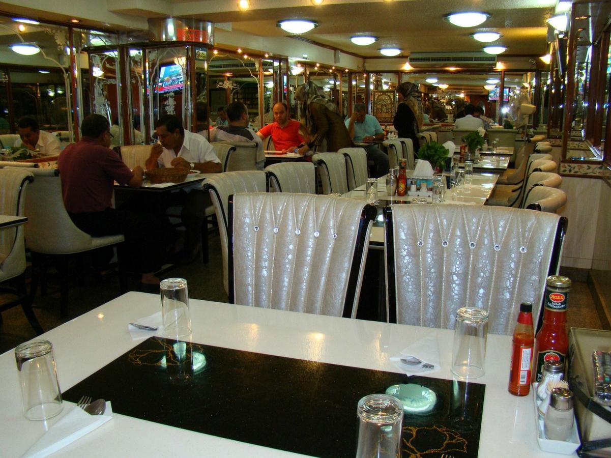 Iraqi Hotel Makkasan エクステリア 写真