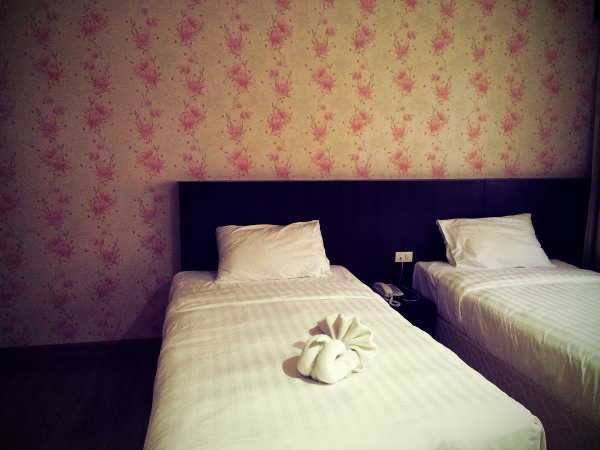 Iraqi Hotel Makkasan エクステリア 写真